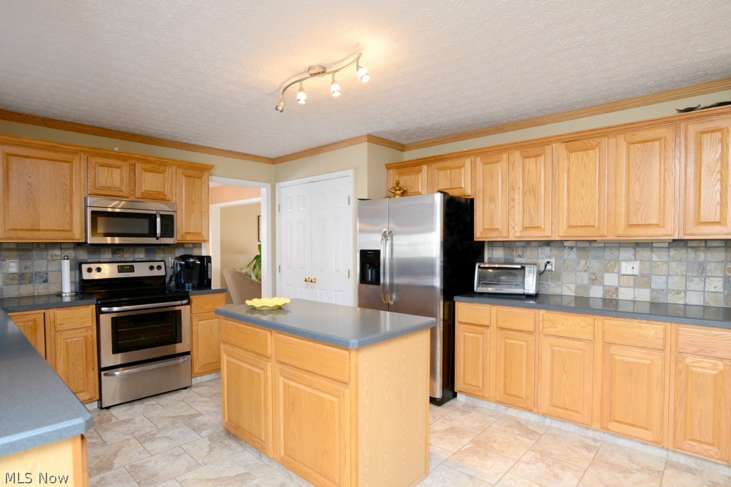 Falls Pointe - Residential