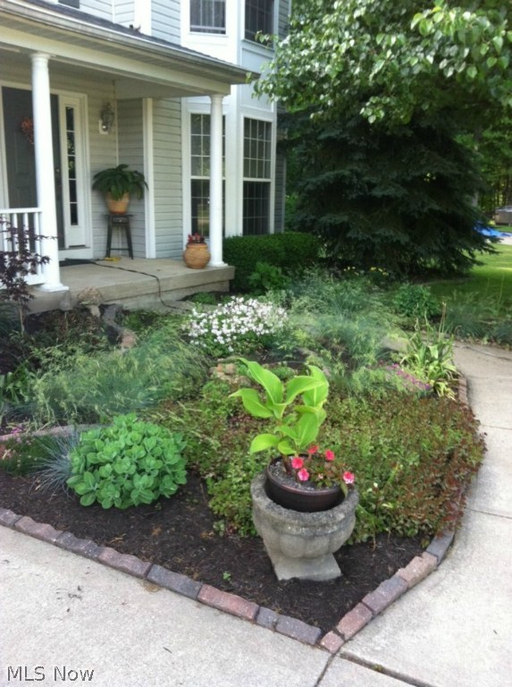 Falls Pointe - Residential