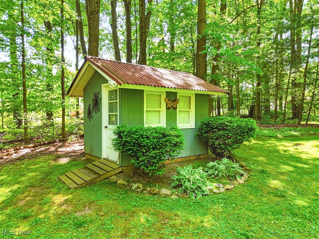 Novelty, Ohio 44072, United States, 4 Bedrooms Bedrooms, ,4 BathroomsBathrooms,Residential,Contingent,144679