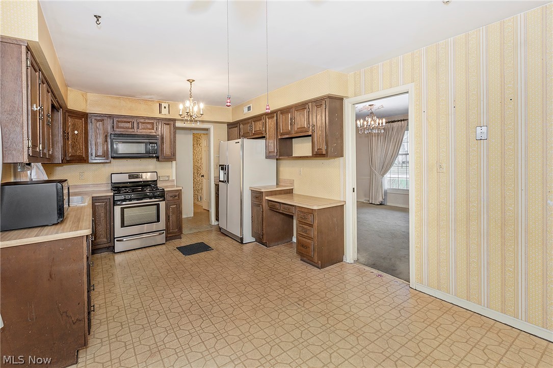 Williamsburg Estates - Residential