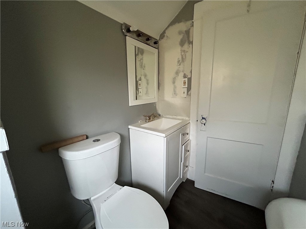 J M & Colgate Hoyts Resub - Residential