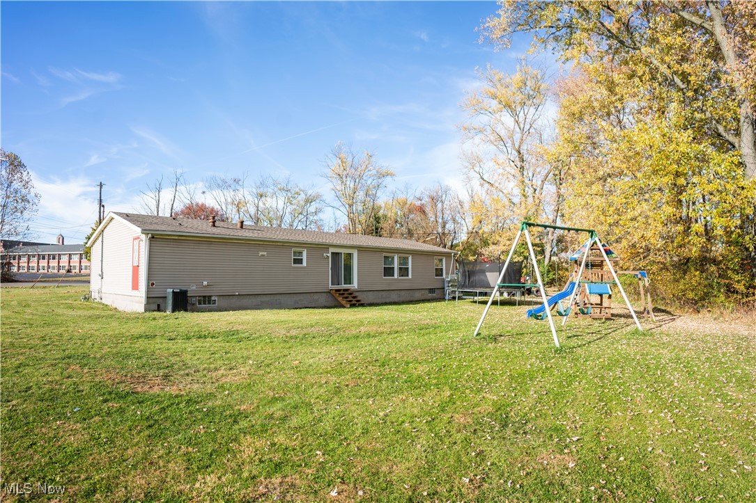 5734 Stark Boulevard, Louisville, Ohio image 3