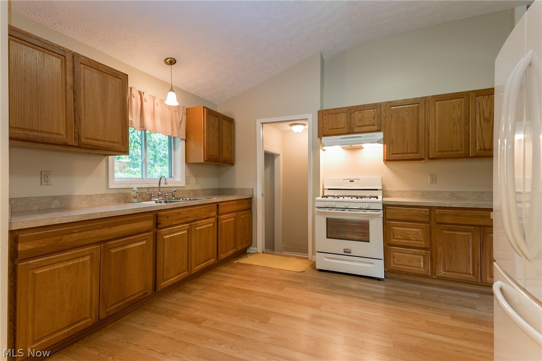 Ledge View Acres - Residential