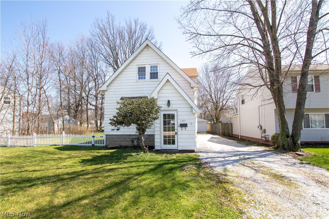 Royal View Allotment - Residential