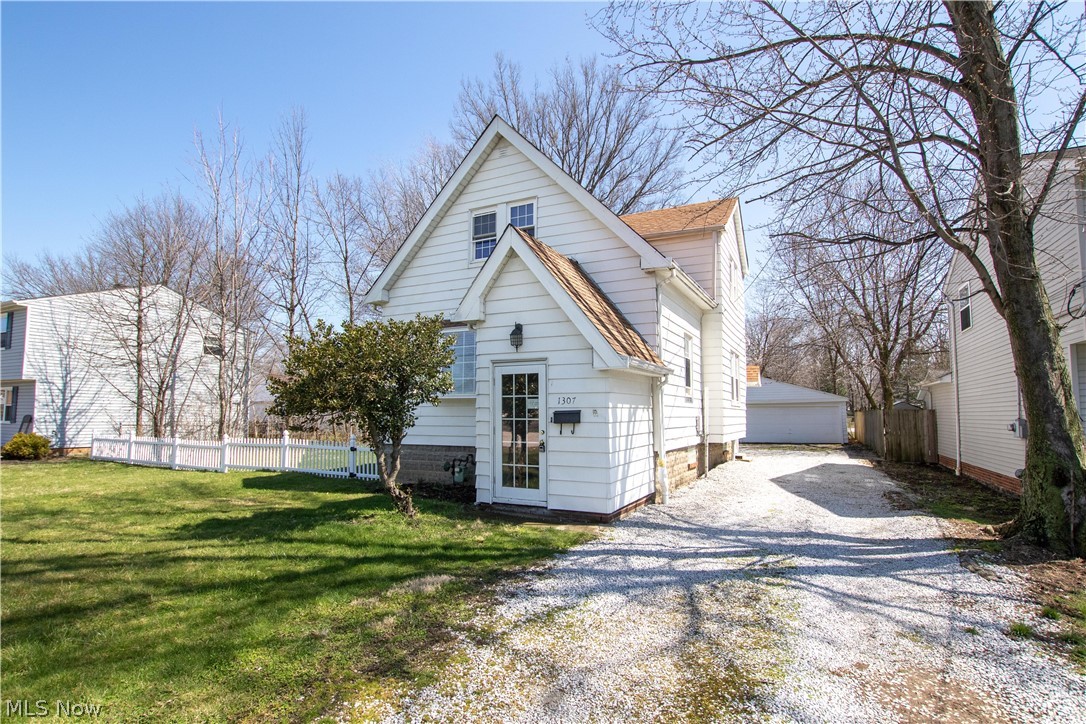 Royal View Allotment - Residential