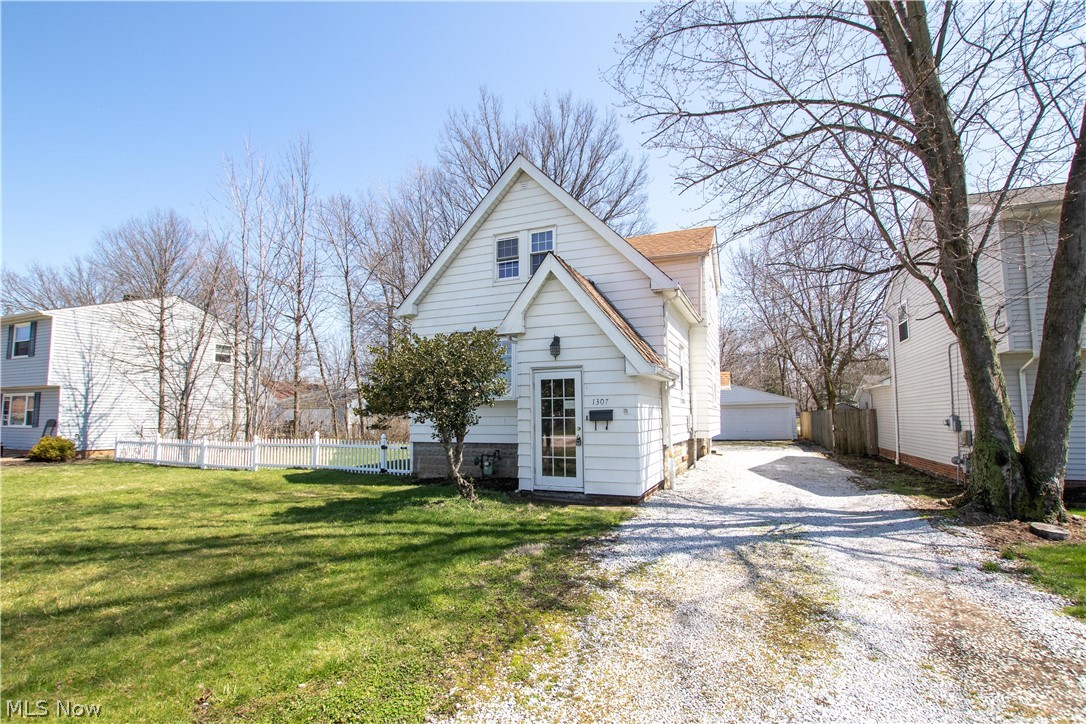 Royal View Allotment - Residential