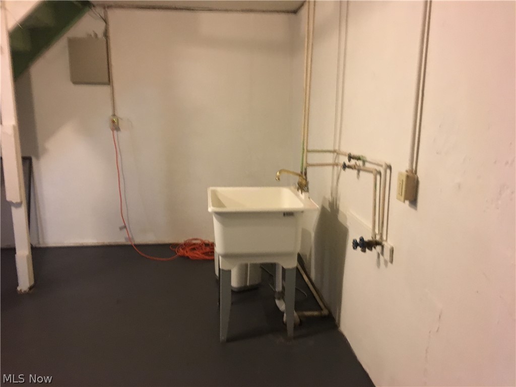 Preston Heights - Residential Lease