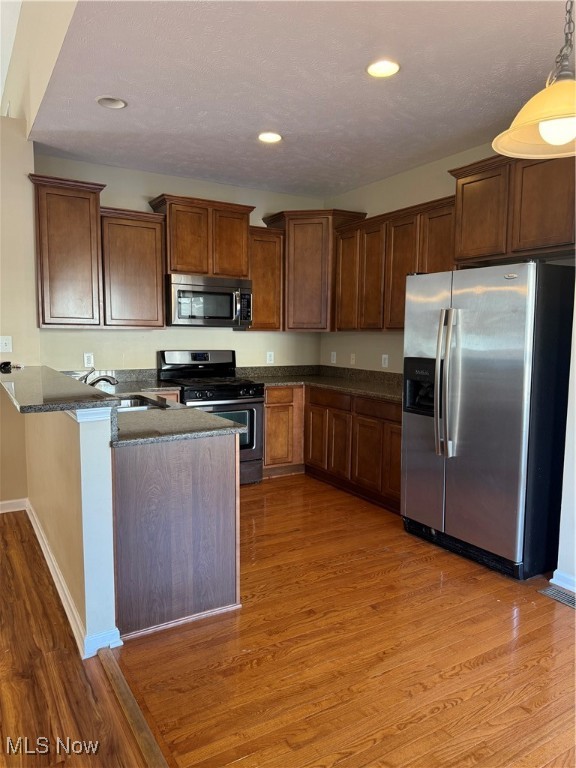 Montrose Park Ph 1 - Residential Lease