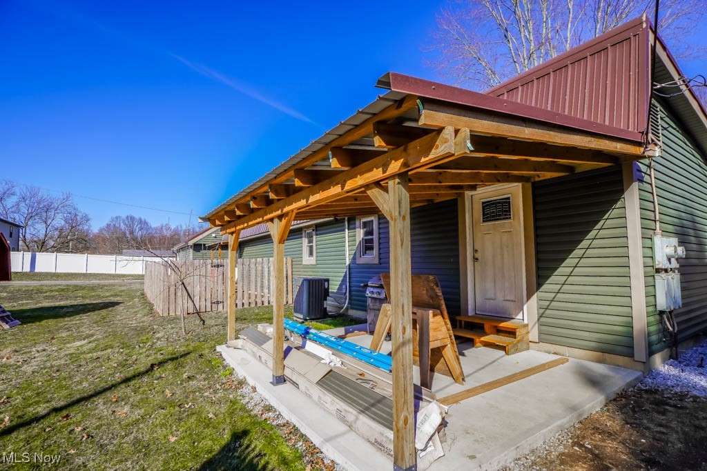549 Mohican Street, Brewster, Ohio image 37
