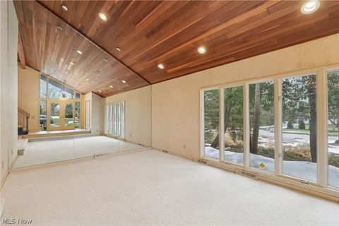 Tiny photo for 32150 S Woodland Road, Cleveland, OH 44124 (MLS # 5188082)