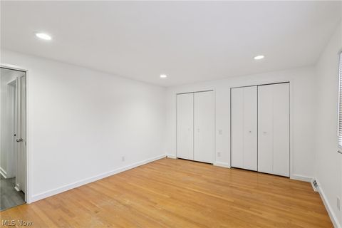 Tiny photo for 32150 S Woodland Road, Cleveland, OH 44124 (MLS # 5188082)