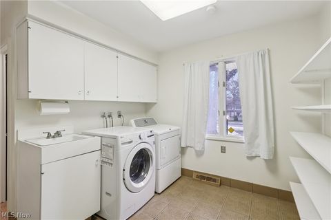 Tiny photo for 32150 S Woodland Road, Cleveland, OH 44124 (MLS # 5188082)