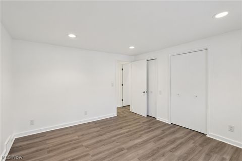 Tiny photo for 32150 S Woodland Road, Cleveland, OH 44124 (MLS # 5188082)