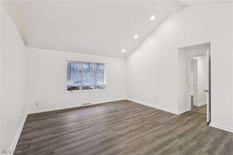 Tiny photo for 32150 S Woodland Road, Cleveland, OH 44124 (MLS # 5188082)