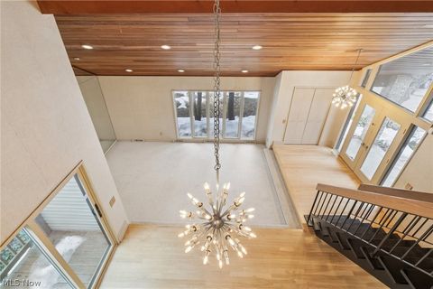 Tiny photo for 32150 S Woodland Road, Cleveland, OH 44124 (MLS # 5188082)