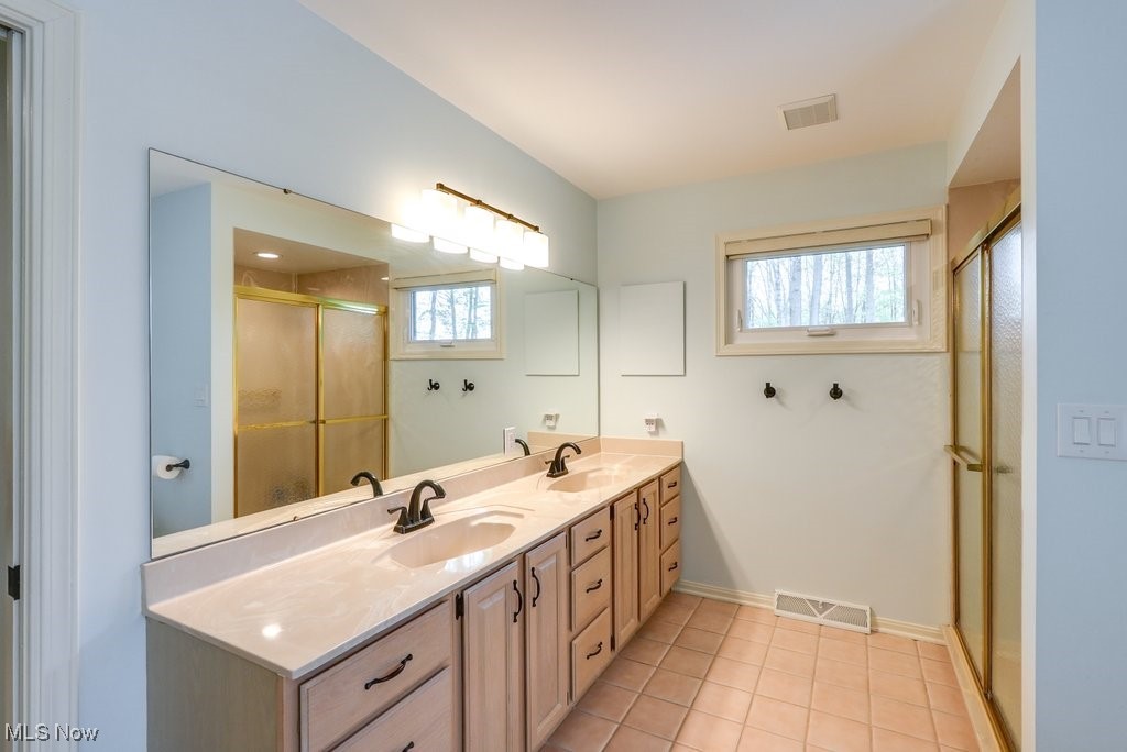 7548 Braewood Drive, Independence, Ohio image 33