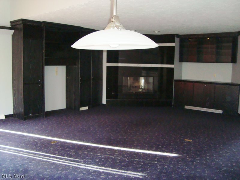 Ledges/Lyndhurst - Residential