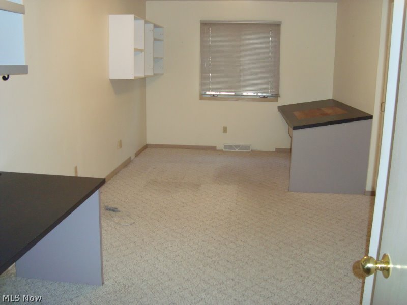 Ledges/Lyndhurst - Residential