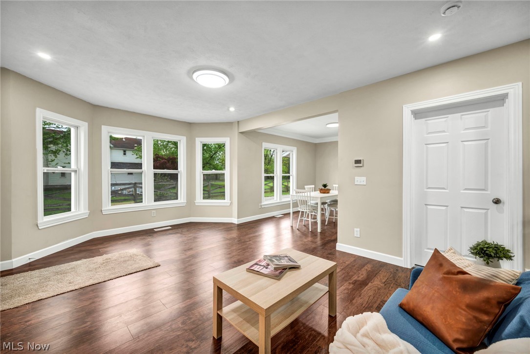 724 W 33rd Street