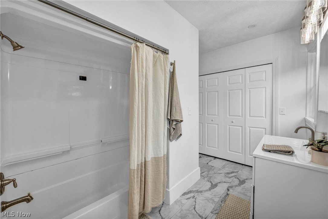 724 W 33rd Street