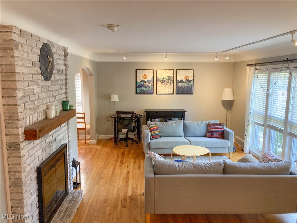 Rapid Transit Land Cos 18 - Residential