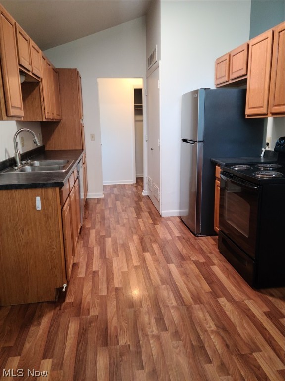 Key Gardens 06 - Residential Lease