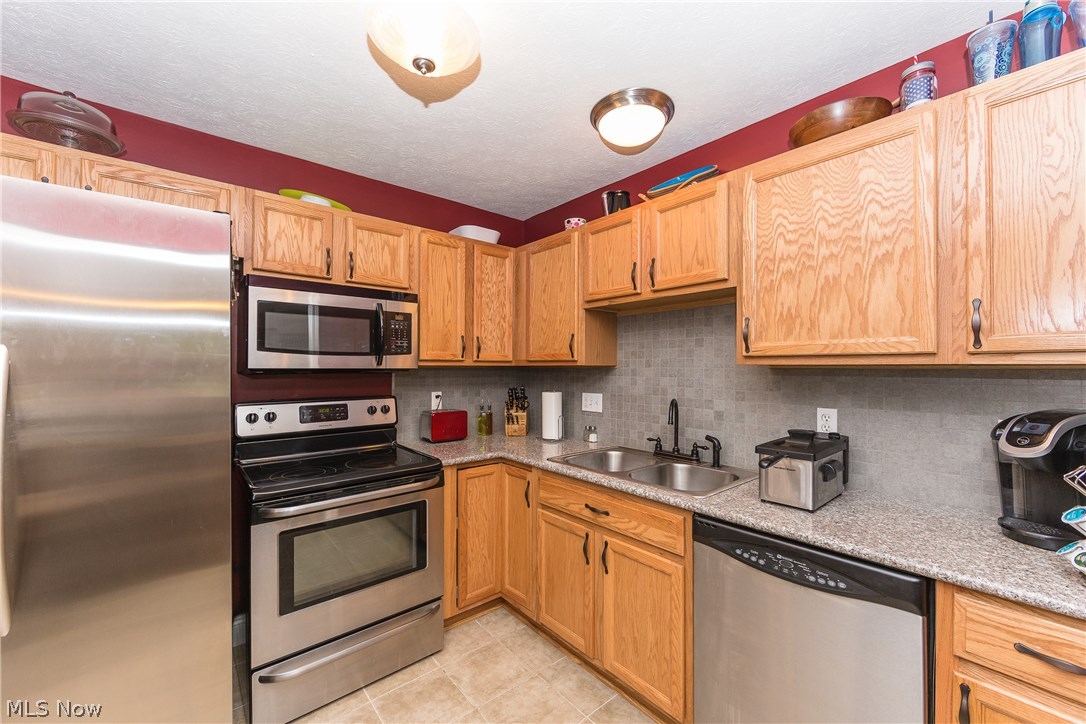 Birch Hill Court South Sub Ph 4 - Residential Lease