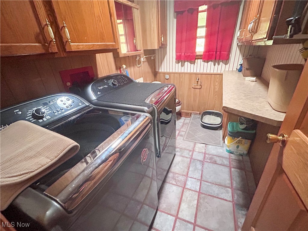 1557 W Park Avenue, Niles, Ohio image 3