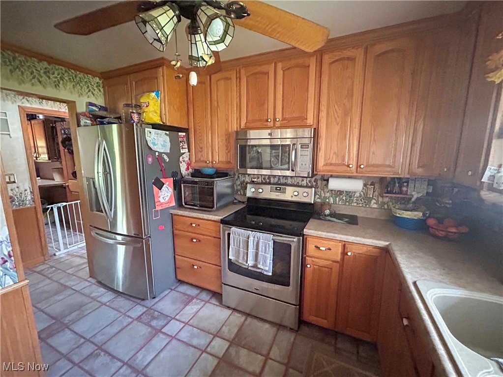 1557 W Park Avenue, Niles, Ohio image 5