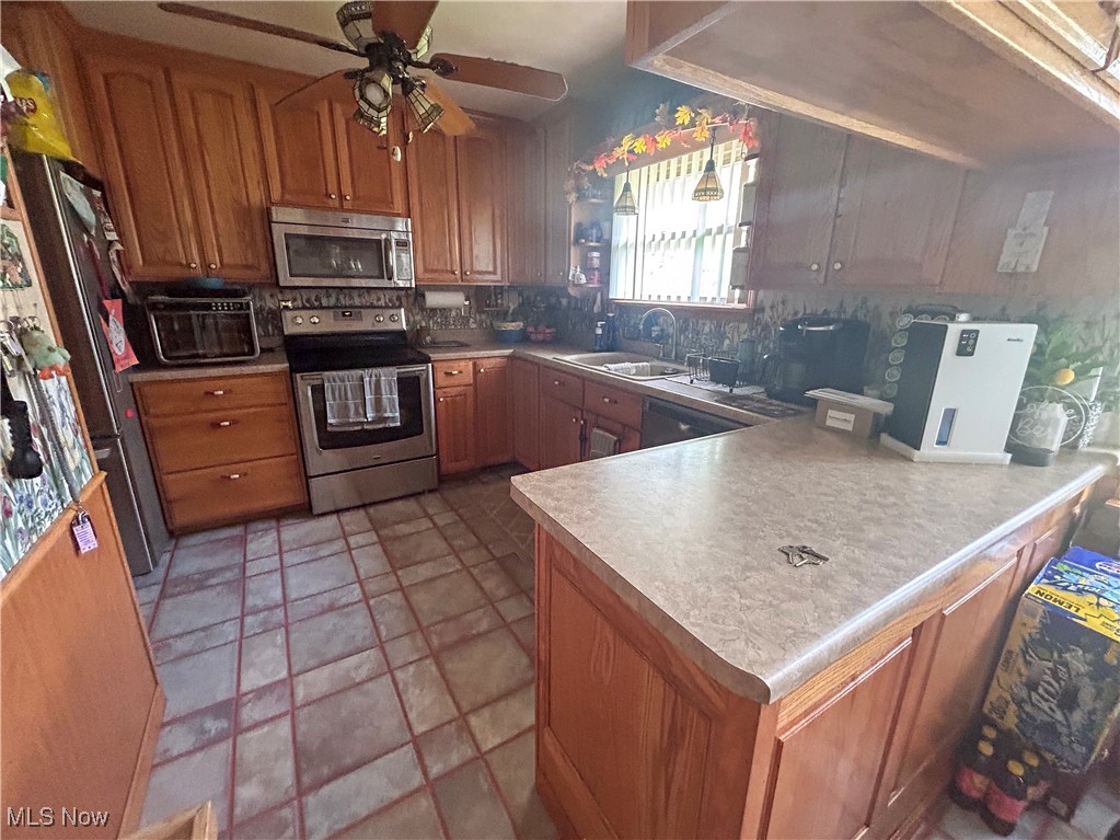 1557 W Park Avenue, Niles, Ohio image 7