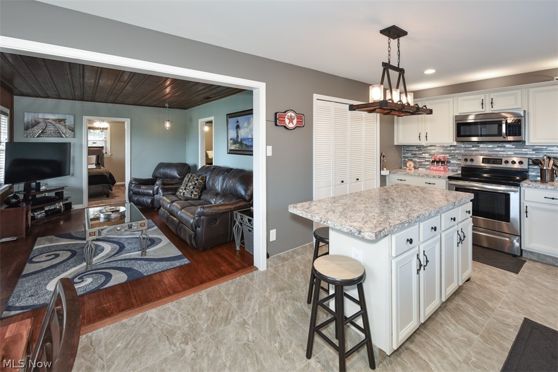 Springfield Lake Heights - Residential