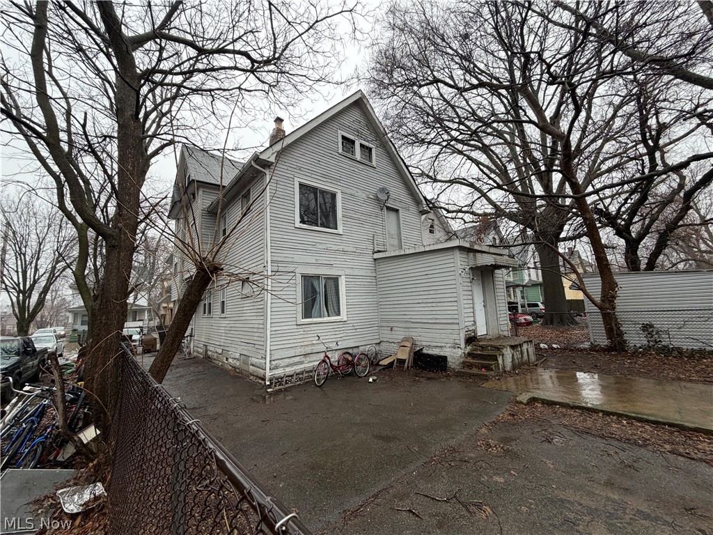 John W Taylor Cos Douglas Park - Residential Income