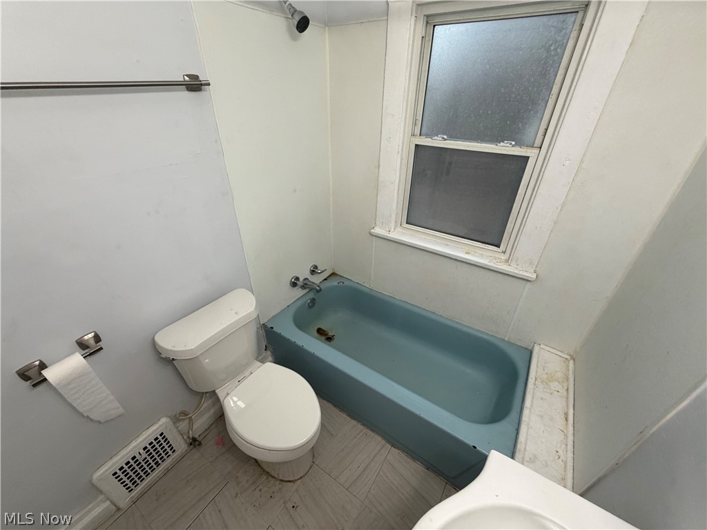 John W Taylor Cos Douglas Park - Residential Income