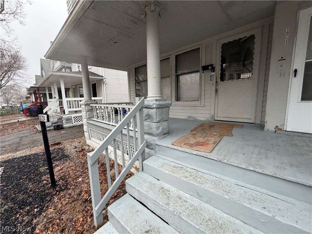 Photo of 10724 Gooding Avenue, Cleveland, OH 44108 (MLS # 5196998)