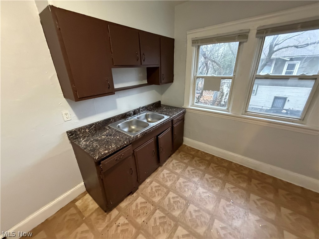 John W Taylor Cos Douglas Park - Residential Income