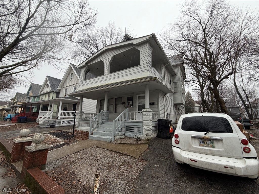 Photo of 10724 Gooding Avenue, Cleveland, OH 44108 (MLS # 5196998)