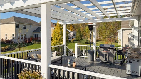 Tiny photo for 10424 Maryland Street, Aurora, OH 44202 (MLS # 5254589)