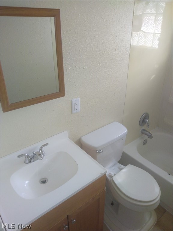 Colonial Heights - Residential Income