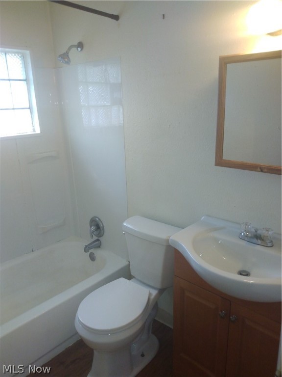 Colonial Heights - Residential Income