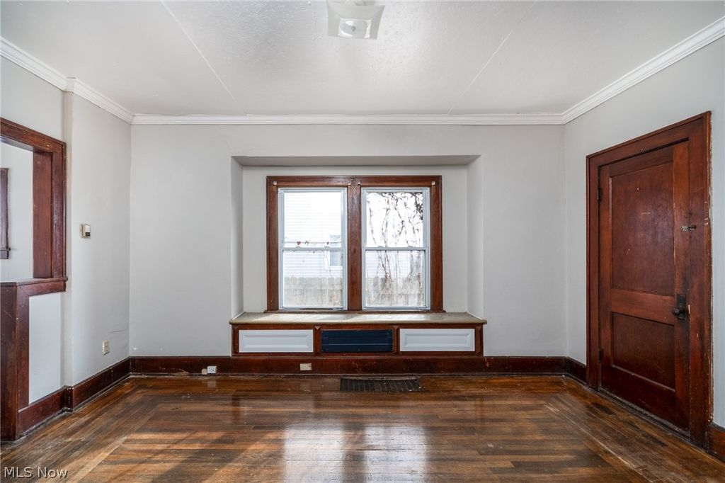 Photo of 1816 E 34th Street, Lorain, OH 44055 (MLS # 5195540)