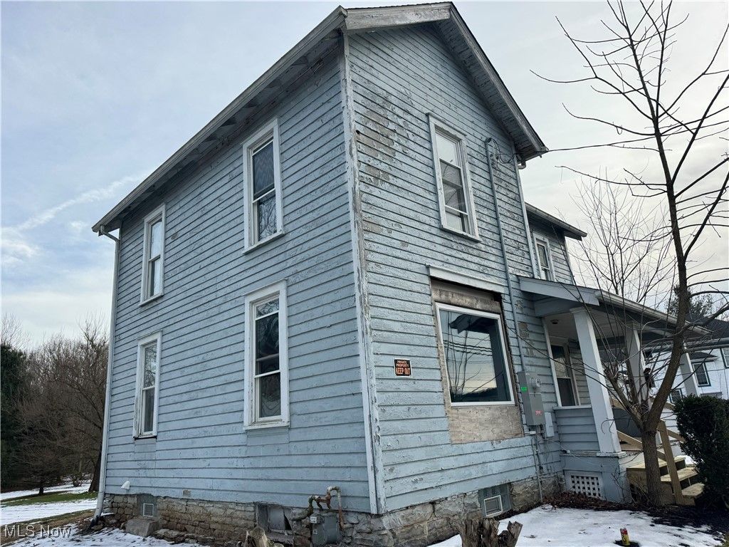 Photo of 358 N High St, Cortland, OH 44410 (MLS # 5178581)