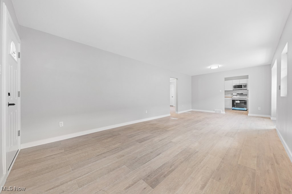 617 Sanford Avenue, Akron, Ohio image 10