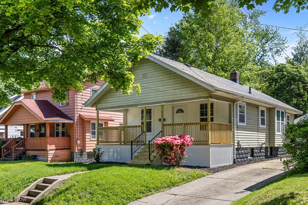 617 Sanford Avenue, Akron, Ohio image 4