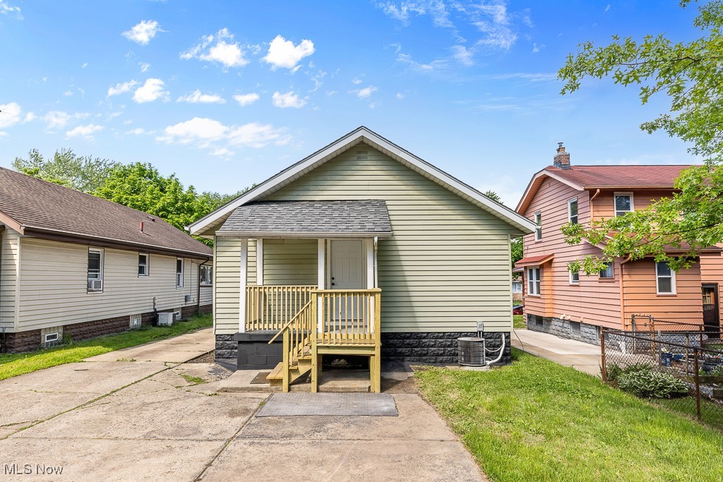 617 Sanford Avenue, Akron, Ohio image 35
