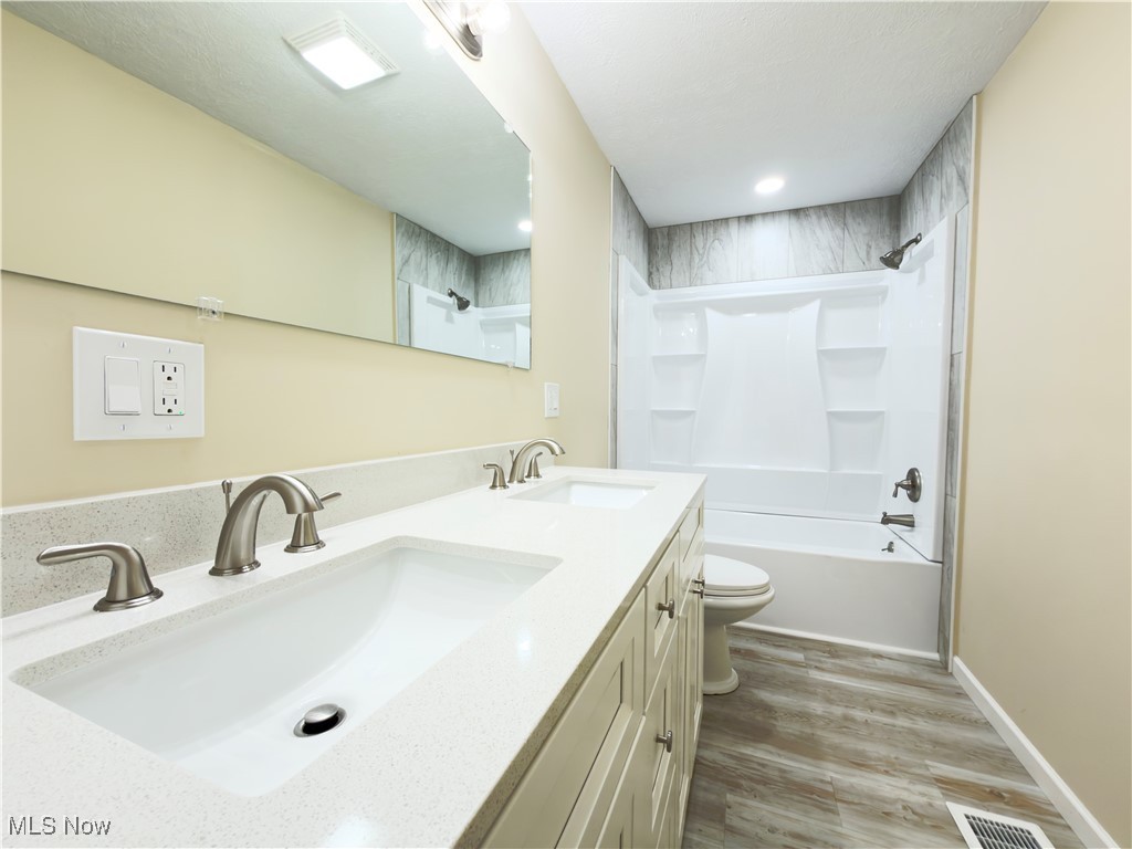 City/Mentor 08 - Residential