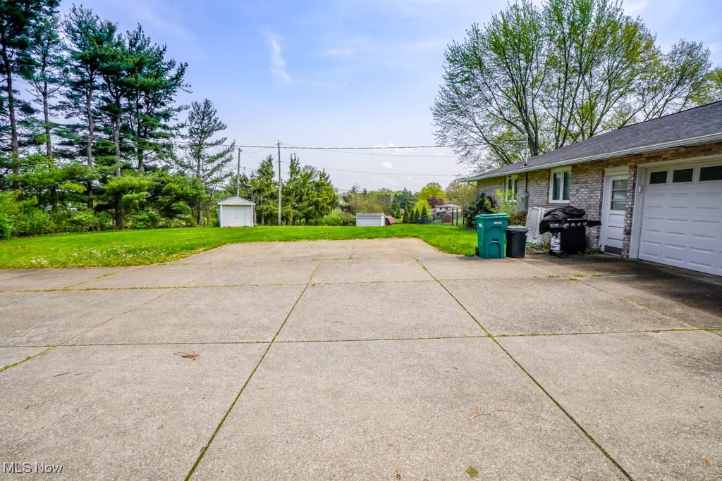5612 Lindford Avenue, Canton, Ohio image 37