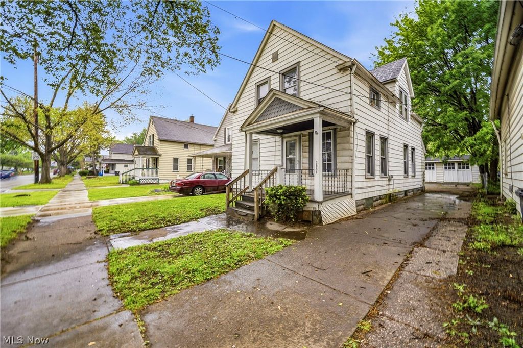 Photo of 3658 E 55th Street, Cleveland, OH 44105 (MLS # 5206724)