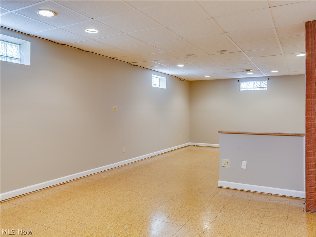 Kenilworth Manor - Residential