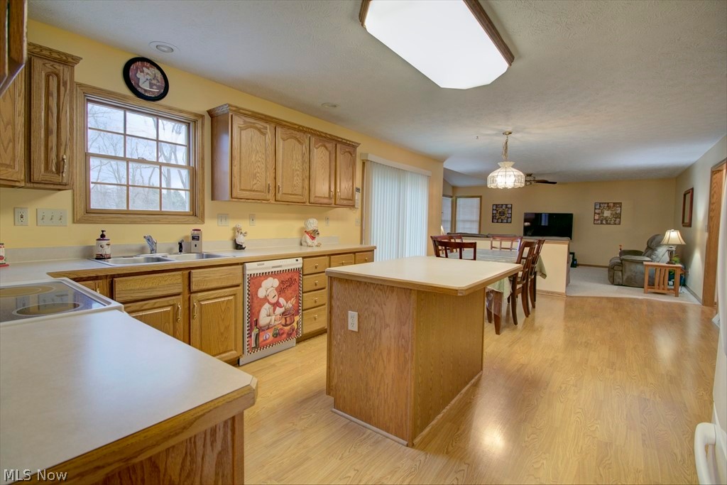 Montville Lakes - Residential