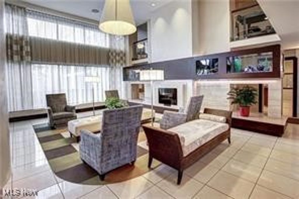 Photo of 12900 Lake Avenue #418, Lakewood, OH 44107 (MLS # 5167734)